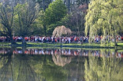 Runners near Duck Pond